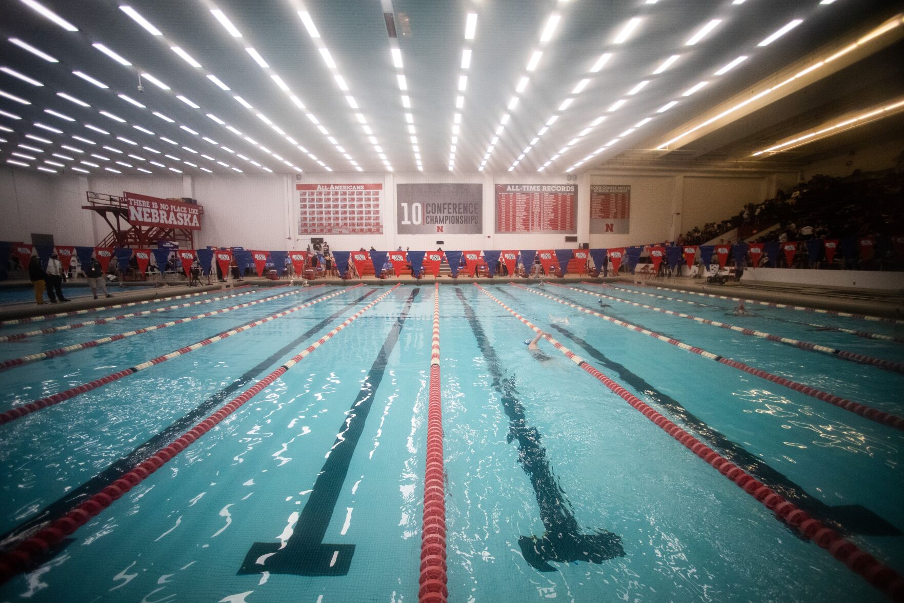 022821-owh-spo-stateswim-ar01.JPG